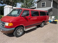 2000 Dodge ram 3500 passenger van