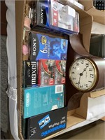 Seth Thomas batt. Operated mantle clock and VHS,