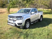 2015 Chevy Colorado Pick up Truck 4x4 -12K miles