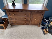 DRESSER WITH CABINET