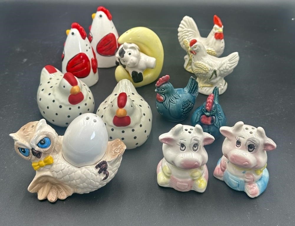 Chicken, Misc. Collectible Salt + Pepper Shakers