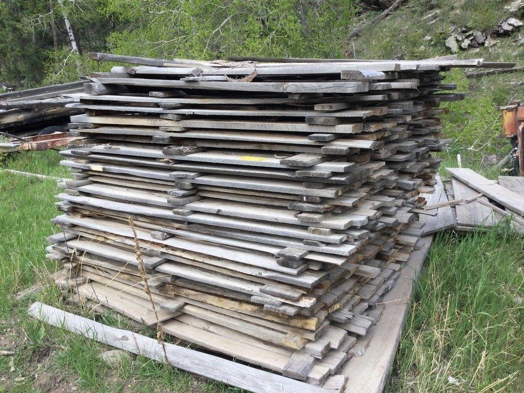ASSORTED SNOW FENCE LUMBER