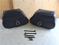 Motorcycle saddle bags