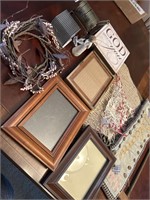 Home decor and place mats pictures frames, note