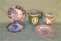 Lot of porcelain: 2 Wedgwood pitchers, 3 Chinese p