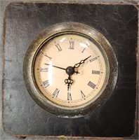 VTG Old Shelve Clock