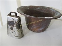 Lot: copper piece and metal bell