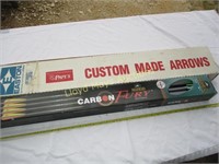 12pc NEW Carbon Fury & 12pc Easton Aluminum Arrows