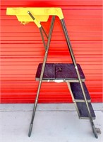 Step Ladders & Stools (4)