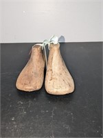 Vintage Child's Wooden Shoe Mold