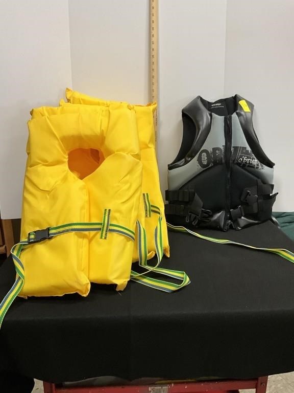 5 yellow life jackets, life vest, adult med.