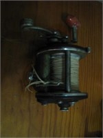 Vintage fishing reel-unknown maker