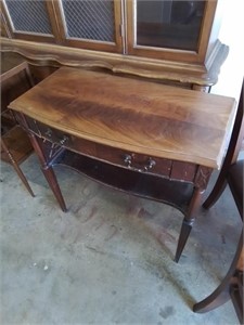 Nice wooden console with one drawer and 1 shelf