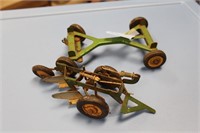 VINTAGE JOHN DEERE TOY PLOW AND WAGON FRAME