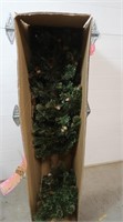 6' Christmas Tree w/Pine Cones