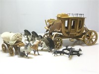 Western Wood Stagecoach & Horse Decor