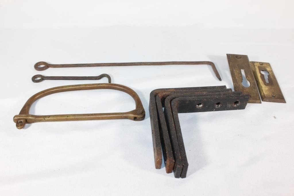 Lot of Metal Latches, L Brackets, etc.