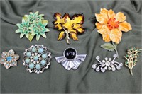 Grouping of 8 Vintage Brooches