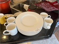Villeroy & Boch 8 Dinner Plate & 4 Coffee Cups