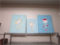 3 CANVAS WALL HANGINGS