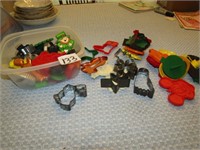 BIG LOT OF COOKIE CUTTERS