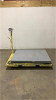 Brecknell 5,000 lb Scale-