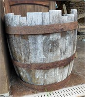 Vintage Wooden Ice Cold Mountain Dew Barrel. Wood