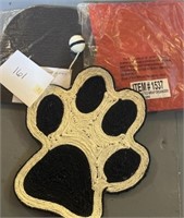 Mixed lot; scratcher mat with toy for cat and more