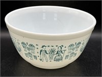 Pyrex 402 Amish Butter Print Nesting Bowl