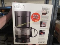 Braun coffee maker new in box 10 cup KF 400B