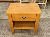 Wood End Table 23.5x16”