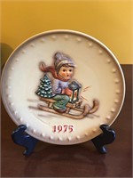 Vintage Hummel Plate 1975 “Ride into Christmas“