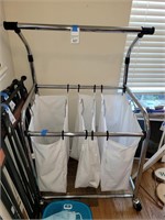 Rolling organizer rack