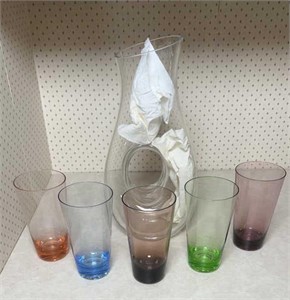 ART GLASS GLASSES W/ CLEAR DECANTER