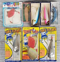 (8) Vintage Fishing Lures