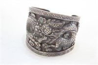 Vintage Chinese Silver Bangle w Dragon