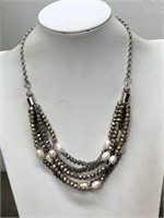 PEARL & CRYSTAL BEADED NECKLACE