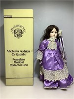 Porcelain musical doll. Victoria Ashlea house of
