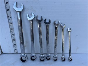Lot of metric gear wrenches