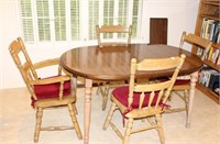 OVAL DINNING ROOM TABLE & 4 CHAIRS - CAPTAIN