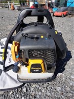 Poulan backpack blower has compression