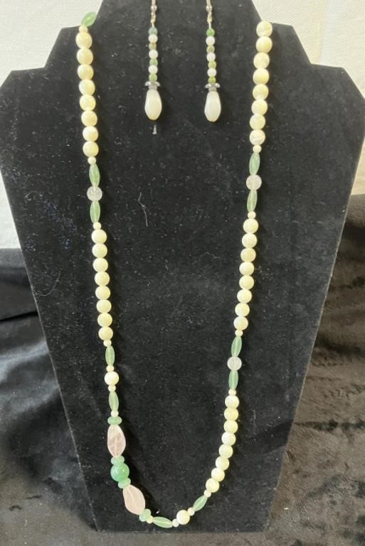 Vintage glass beads matching necklace earring set