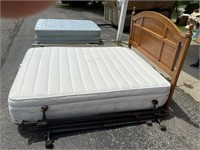 Full Size Bed Like New