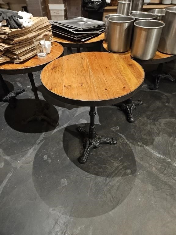 WOOD ROUND TOP TABLES 26-1/4"