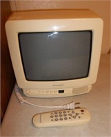 BIN- Panasonic Cable Ready Retro TV w/ Remote