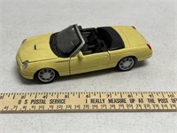 Maisto Thunderbird Model Car