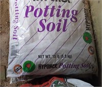 6  bags Hyponex potting soil