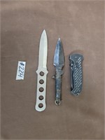 Gerber knife and 2x throwing knives