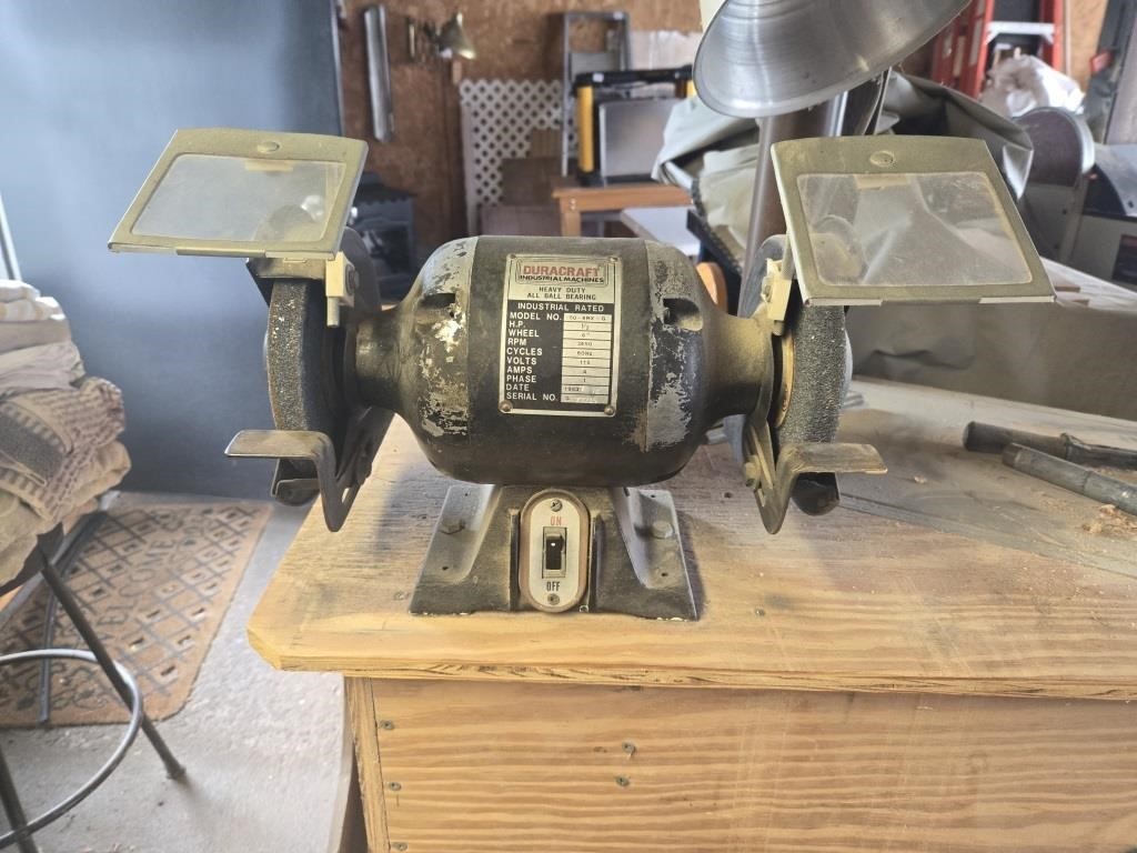 DURACRAFT 6" bench grinder