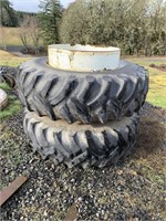 2 - 18.4 - 34 TRACTOR TIRES